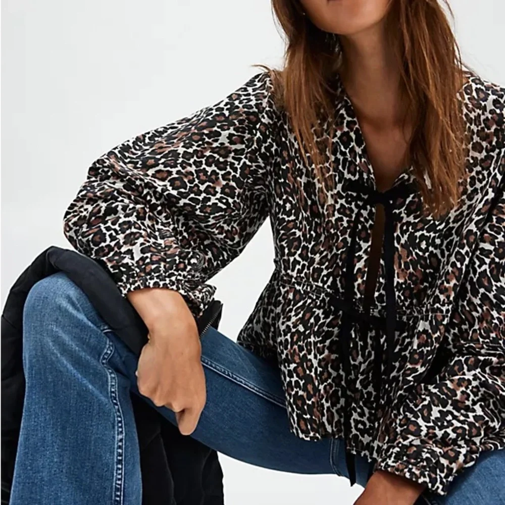 Free People lightweight peasant